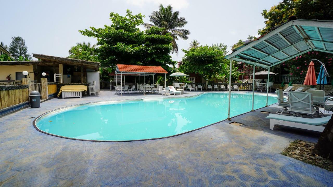 The Family Kingdom Resort Freetown Exterior foto