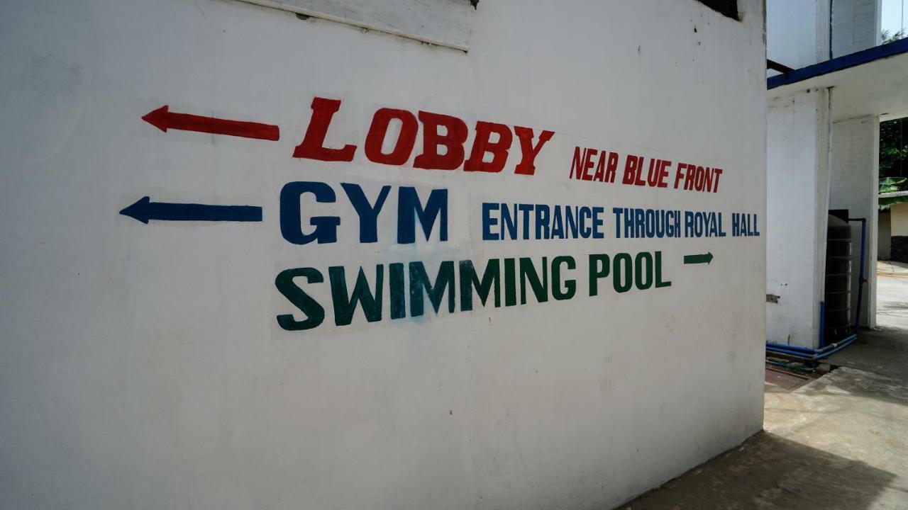 The Family Kingdom Resort Freetown Exterior foto